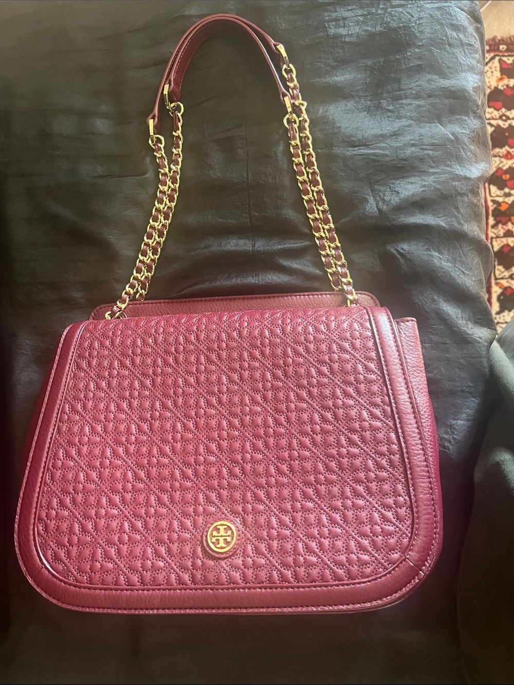 Authentic Tory Burch Quilted Shoulder Bag in Berry with Gold Chain Strap